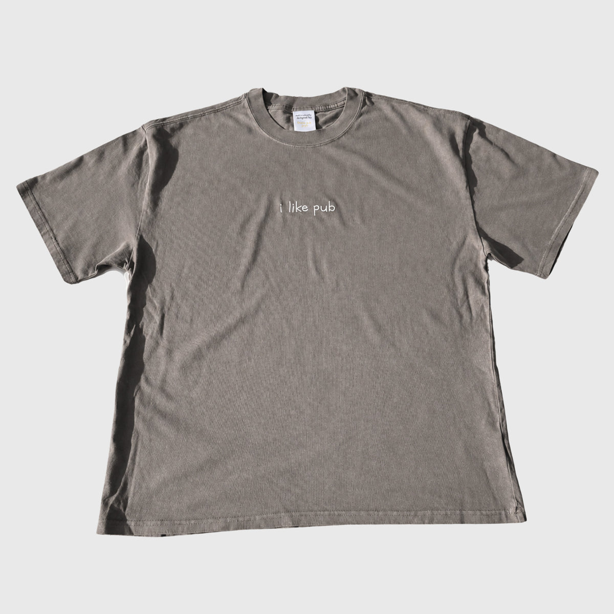 i like pub tee (charcoal grey)
