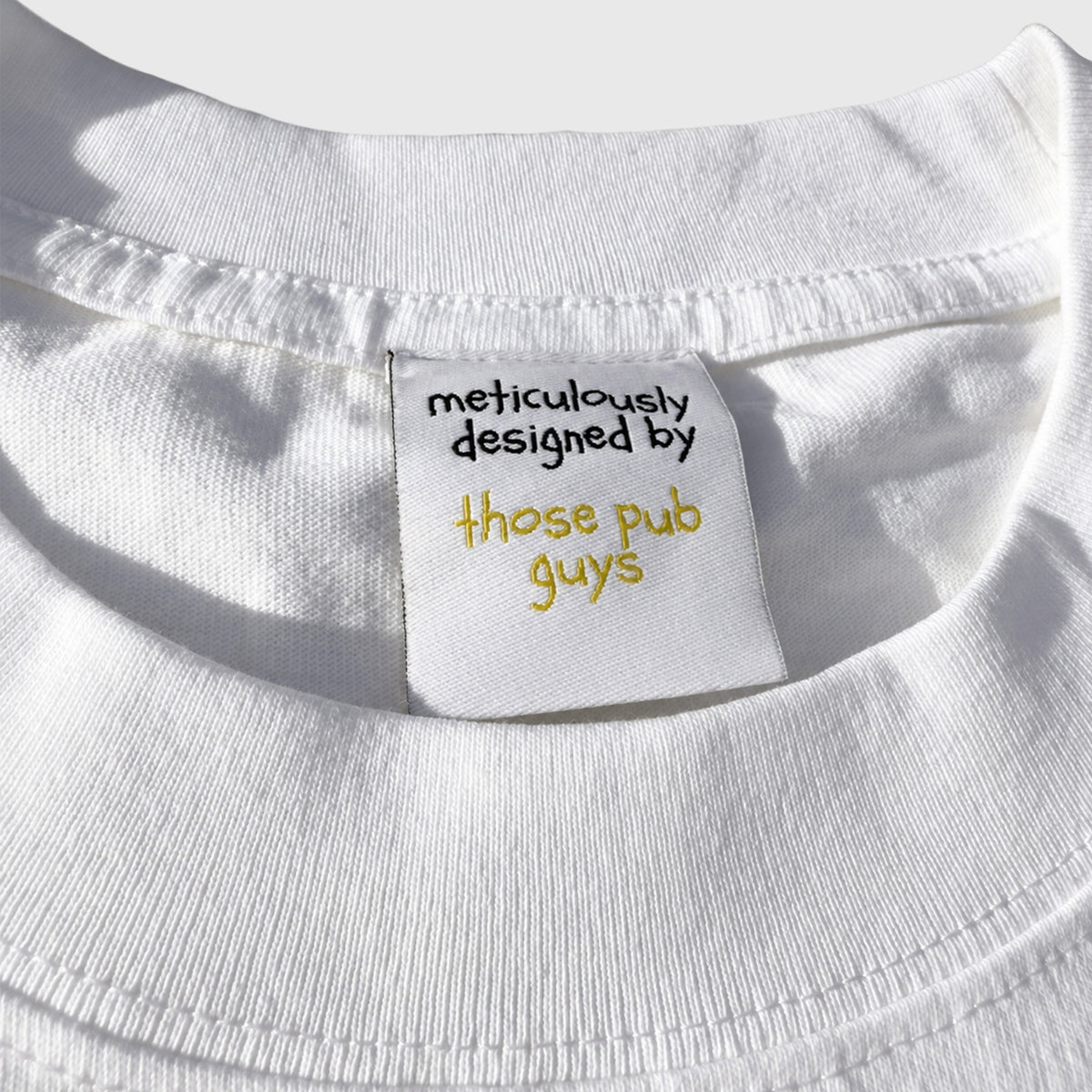i like pub tee (white)